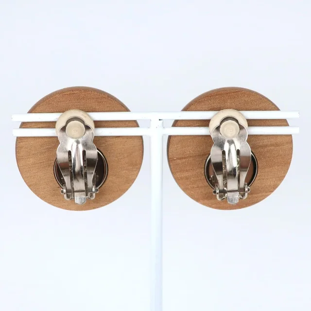 Hermès Sellier Wood Metal Earrings in Brown Wood from LuxUness, photo 3 of 6