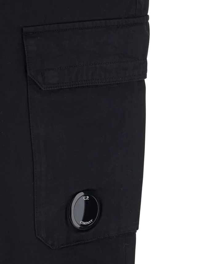 C.p. company Black Cargo Pants with Logo Plate on the Side and Two Front Cargo Pockets In Cotton for Men in Black 100% Cotton, photo 6 of 6 from Gaudenzi Boutique