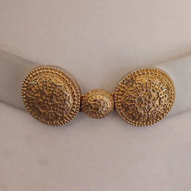 Judith Leiber Vintage Gold Embellished Women's Adjustable White Leather Belt. in white Leather from Poshmark, photo 1 of 1