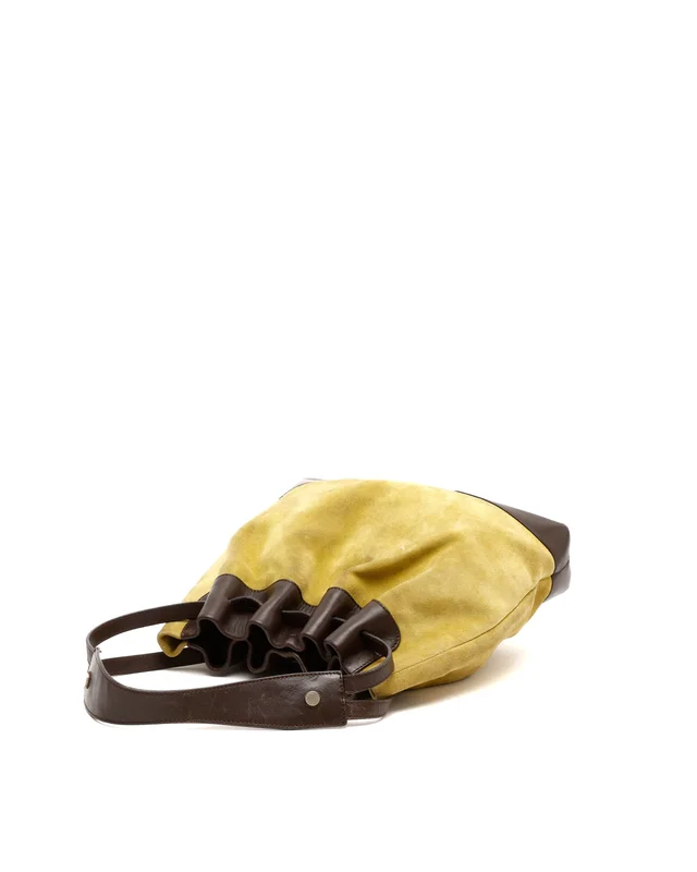 Burberry Drawstring Bucket Bag in Suede from A Retro Tale, photo 4 of 10