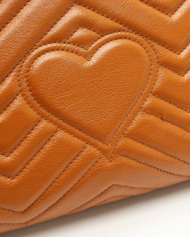 Gucci GG Marmont Accordion Shoulder Bag in Leather from A Retro Tale, photo 9 of 15