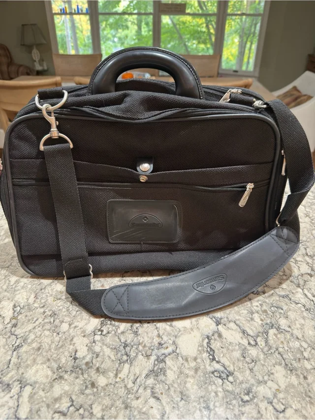 Samsonite Professional Laptop Briefcase With Adjustable Strap in black Leather from Poshmark