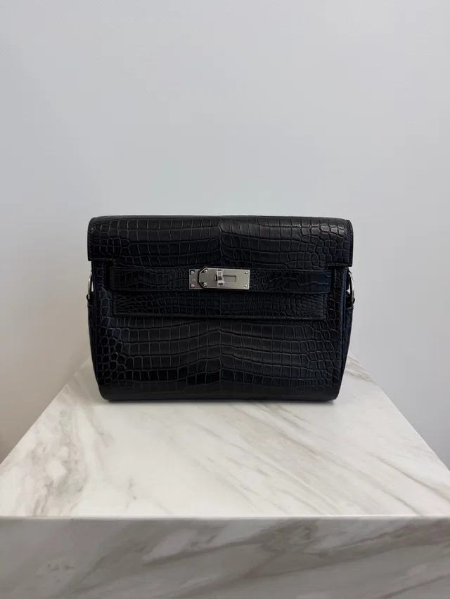 Hermès Kelly Messenger PM Black Matte Porosus Palladium Hardware in Black from Luxury Promise