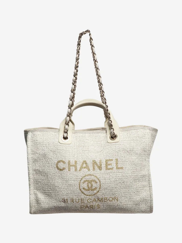 Chanel Cream deauville tote bag in White Leather from Sign of the Times