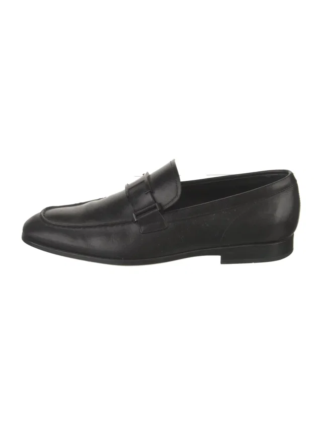 Tod's Leather Loafers in black Leather from The RealReal