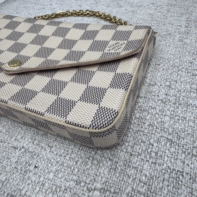 Louis Vuitton Pochette Felicie Bag in Canvas, coated canvas, Metal from Reowned, photo 3 of 7