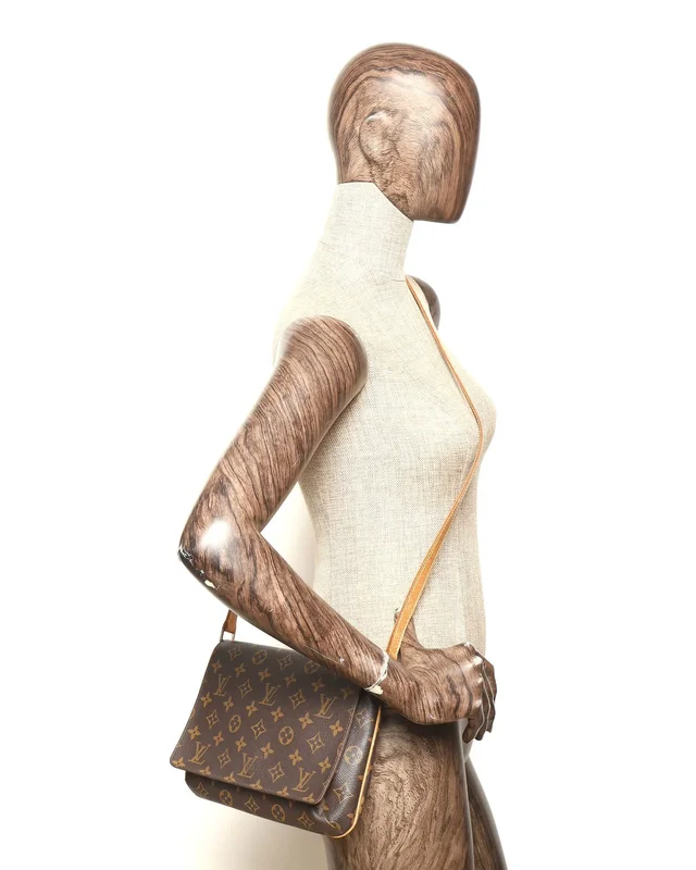 Louis Vuitton Monogram Musette Tango Bag in Coated canvas from A Retro Tale, photo 9 of 9