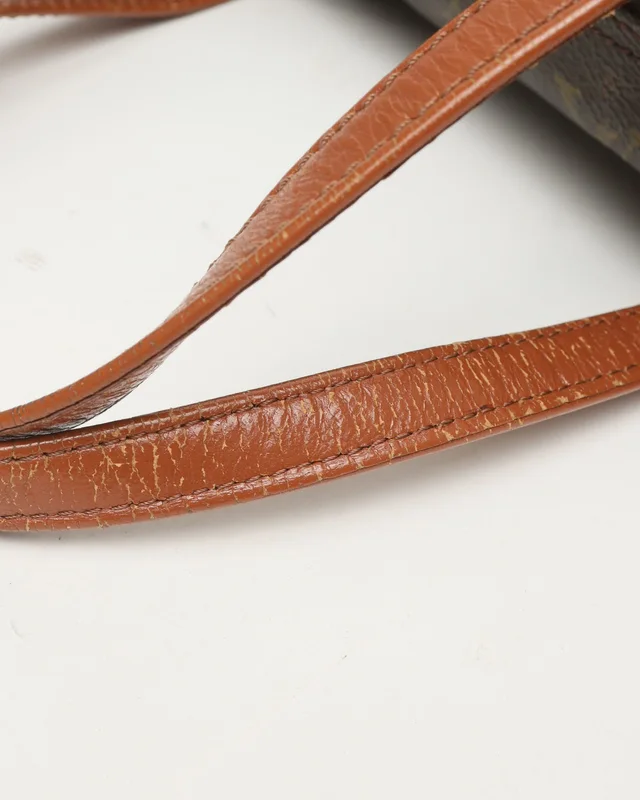 Louis Vuitton Monogram Papillon Pochette 30 Bag in Coated canvas from A Retro Tale, photo 6 of 10