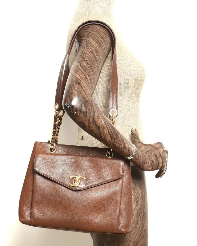 Chanel Caviar CC Tote Bag in Caviar leather from A Retro Tale, photo 16 of 16