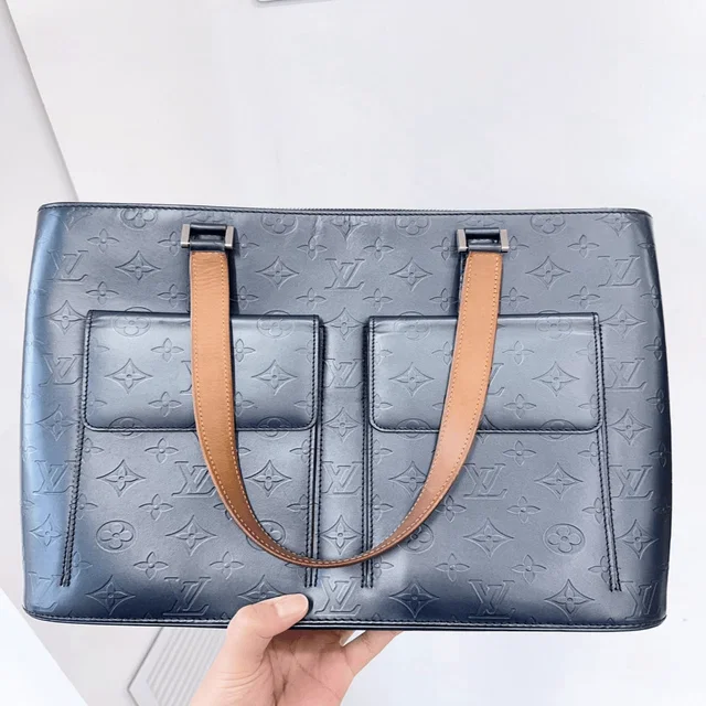 Louis Vuitton ACCESSORIES in Leather from Luxury Promise