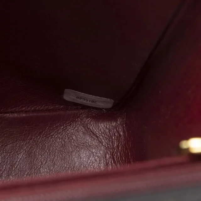 Chanel Jumbo Vertical Quilted Single Flap Bag in Leather from A Retro Tale, photo 9 of 10