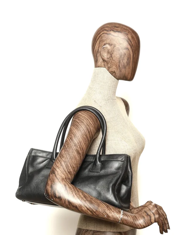 Chanel Reissue 2.55 Cerf Tote Bag in Caviar leather from A Retro Tale, photo 12 of 12