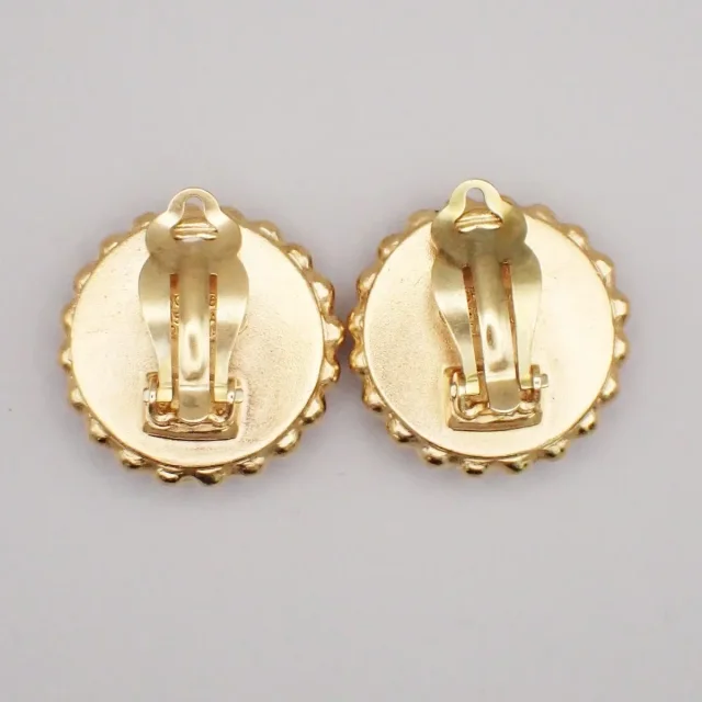 Chanel Cc Round Metal Black Gold_plated Jewelry in Black from HEWI, photo 4 of 8