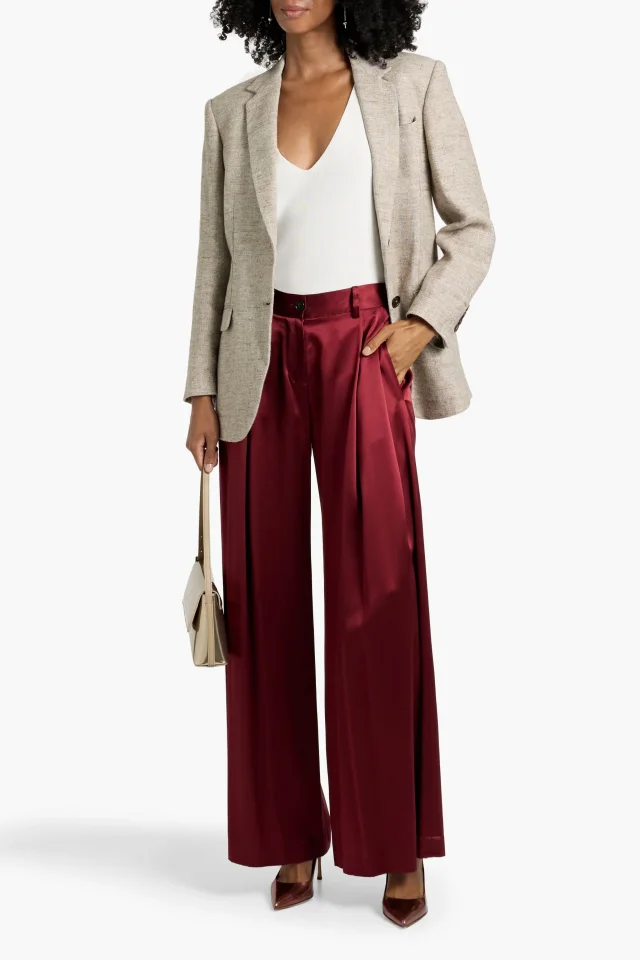 Brunello Cucinelli Tailored Linen Blazer in Mushroom, photo 2 of 4 from THE OUTNET