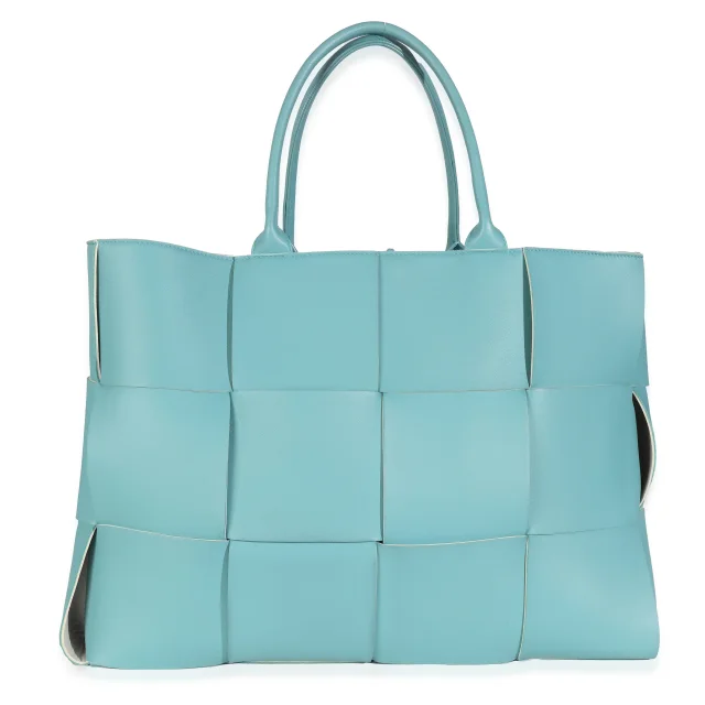Bottega Veneta Light Blue Maxi Intrecciato Large Arco Tote in Blue Woven leather from Season 2 Consign, photo 4 of 9