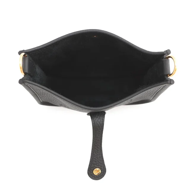 Hermès Evelyne Amazon Long Black Taurillon Clemence Size TPM in Black Clemence leather from GALLERY RARE, photo 4 of 6