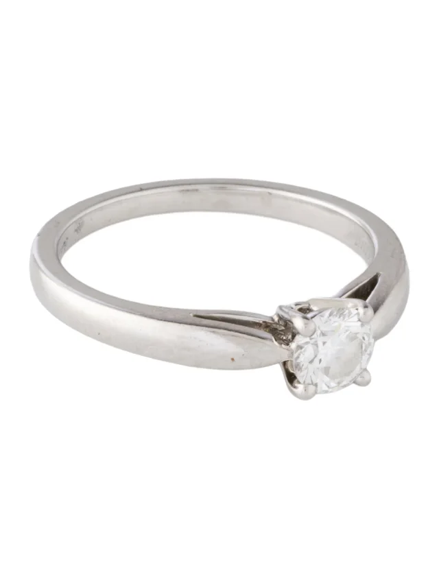 Van Cleef & Arpels Bonheur Solitaire Diamond Engagement Ring in multicolor from The RealReal
