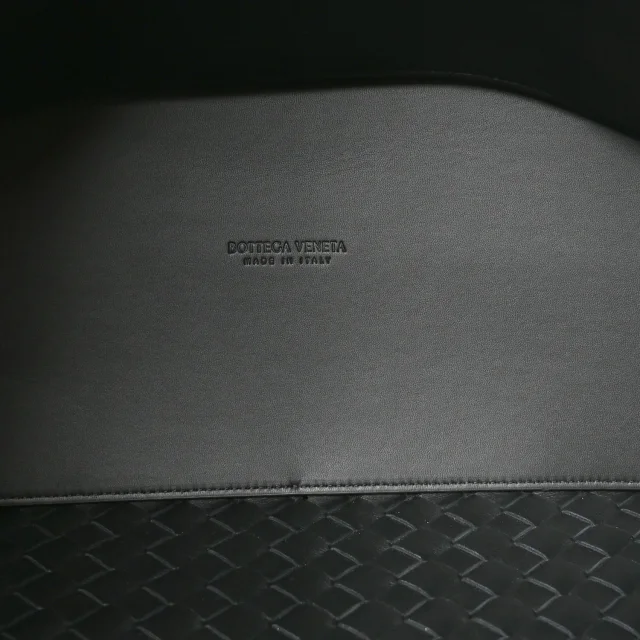 Bottega Veneta Nappa Intrecciato Large Andiamo Shoulder Bag Black in Black Nappa leather from FASHIONPHILE, photo 5 of 9