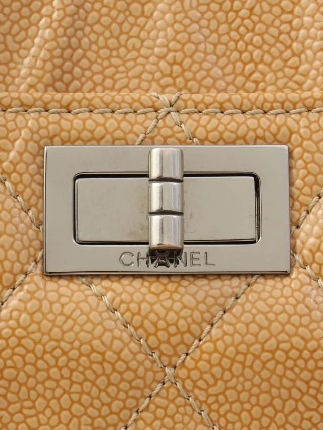 Chanel Caviar Skin 2.55 Chain Tote Bag, Beige, circa 2005 in Beige Caviar leather from VINTAGE QOO TOKYO, photo 8 of 16