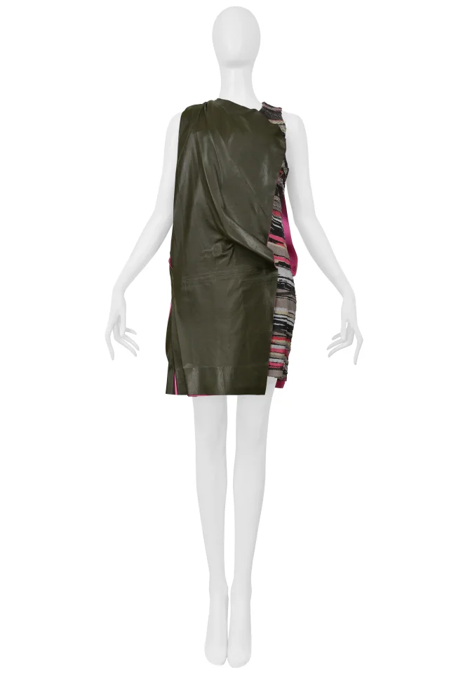 Balenciaga By Ghesquiere Army Green And Pink Leather Dress 2010 in Green Leather from Resurrection Vintage, photo 5 of 8