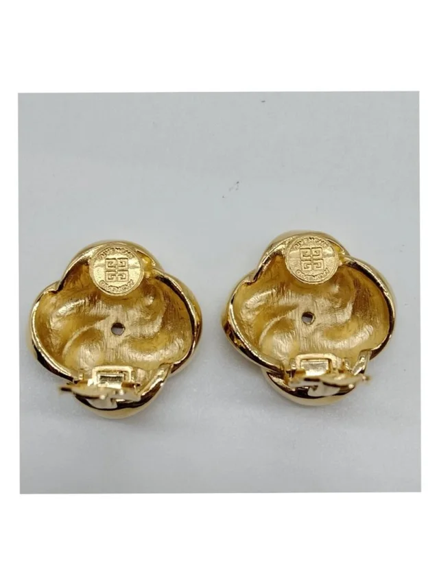 Givenchy Vintage Gold Tone Knot Clip-On Earrings Statement Designer Jewelry in gold from Poshmark, photo 9 of 10