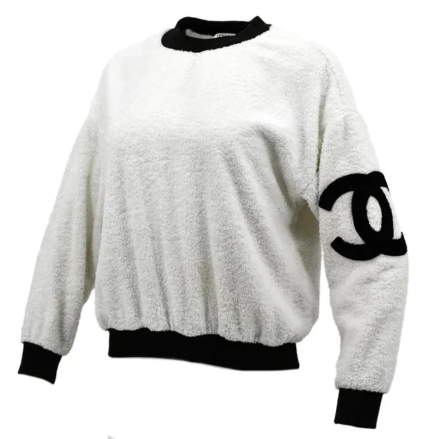 Chanel Sweatshirt White in White from AMORE Vintage Tokyo