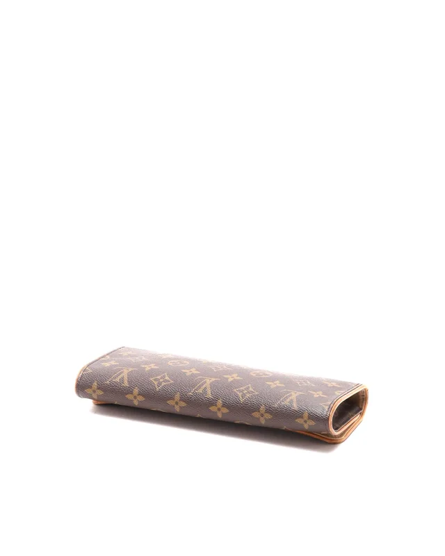 Louis Vuitton Monogram Pochette Twin GM Bag in Coated canvas from A Retro Tale, photo 4 of 10