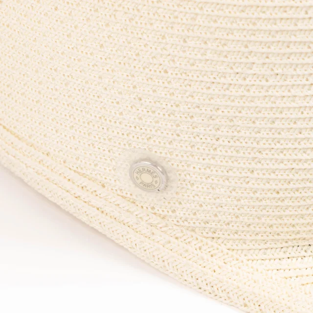 Hermès Paper Emma Hat in Beige from Labellov, photo 3 of 4