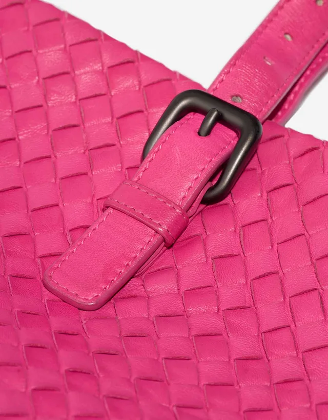 Bottega Veneta Shoulder Bag Large Lamb Fuchsia in Pink, Violet Lambskin from SACLÀB, photo 9 of 10
