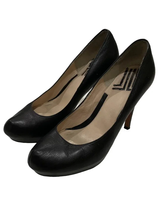 Lanvin Leather Heels in black Leather from Grailed