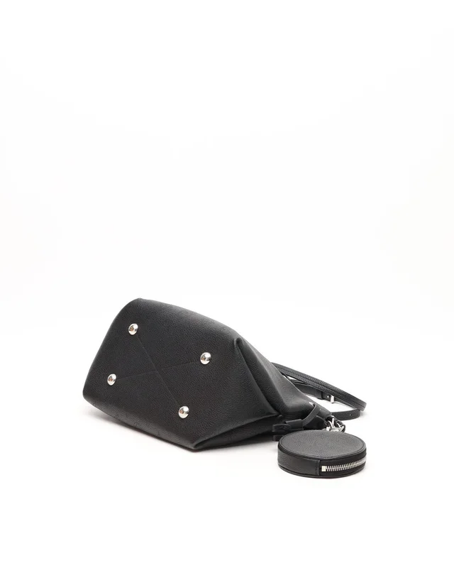 Louis Vuitton Monogram Mahina Bella Bucket Bag in Leather from A Retro Tale, photo 4 of 12
