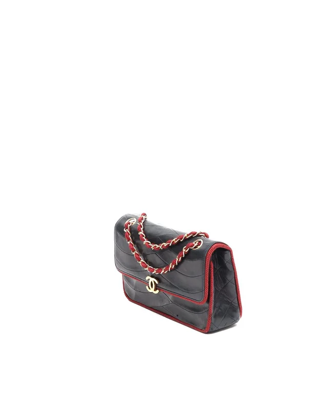 Chanel Small Single Flap Bag in Woven leather from A Retro Tale, photo 2 of 11