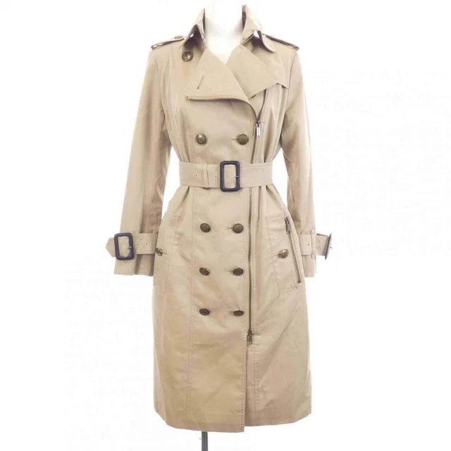 Burberry Other accessory in Leather from LuxUness