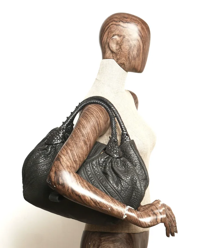 Fendi Large Spy Leather Bag in Leather from A Retro Tale, photo 7 of 7