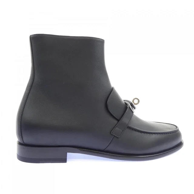 Hermès Kelly Buckle Boots from The Reluxe