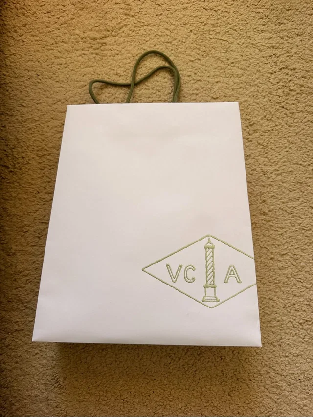 Van Cleef & Arpels White Shopping Bag With Olive Accents in green|white from Poshmark