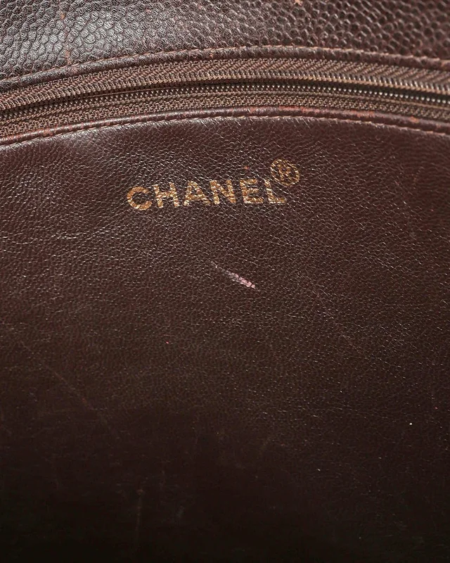 Chanel CC Caviar Tote Bag in Caviar leather from A Retro Tale, photo 13 of 14