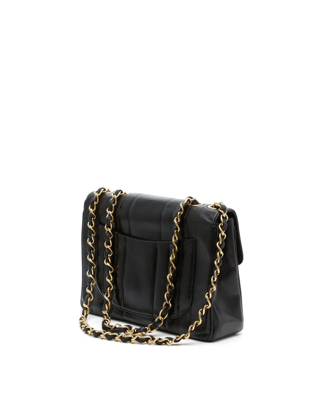 Chanel Classic Jumbo Vertical Single Flap Bag in Leather from A Retro Tale, photo 3 of 11