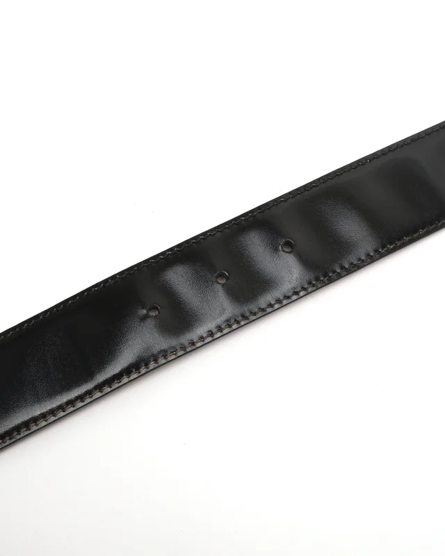 Gucci G Leather Belt in Leather from A Retro Tale, photo 3 of 7