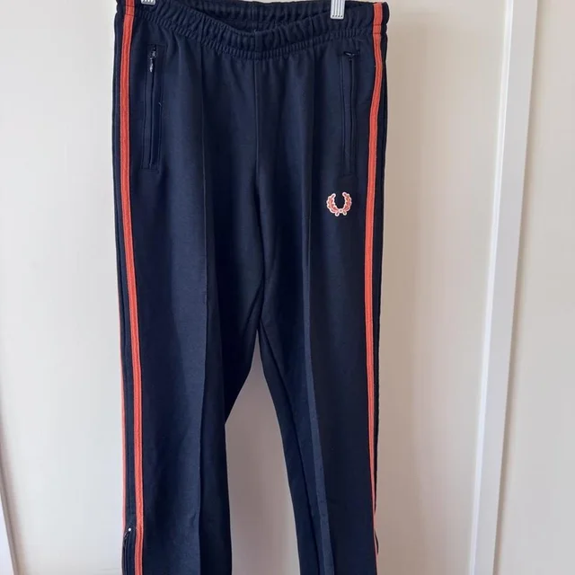 FRED Women's Sweatpants - Navy/Blue - S from Depop