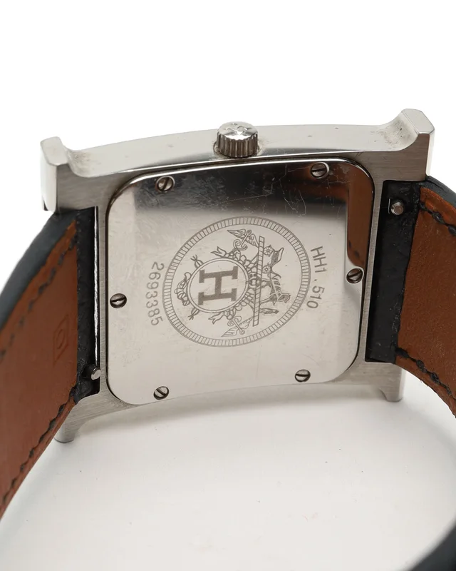 Hermès Heure H 26mm ca 2010 Watch in Leather from A Retro Tale, photo 7 of 10