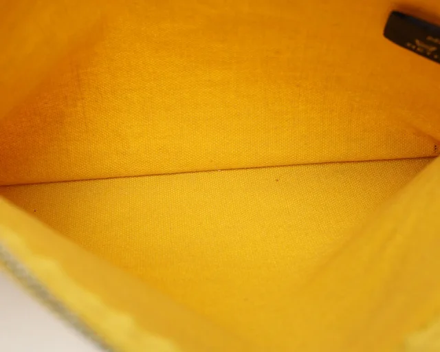 Hermès Toile Bora Pouch in Canvas from A Retro Tale, photo 4 of 5