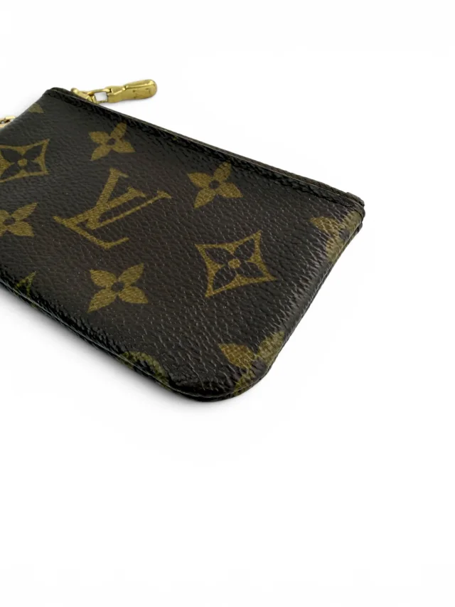 Louis Vuitton Monogram Key Pouch in Coated canvas from Season 2 Consign, photo 4 of 6
