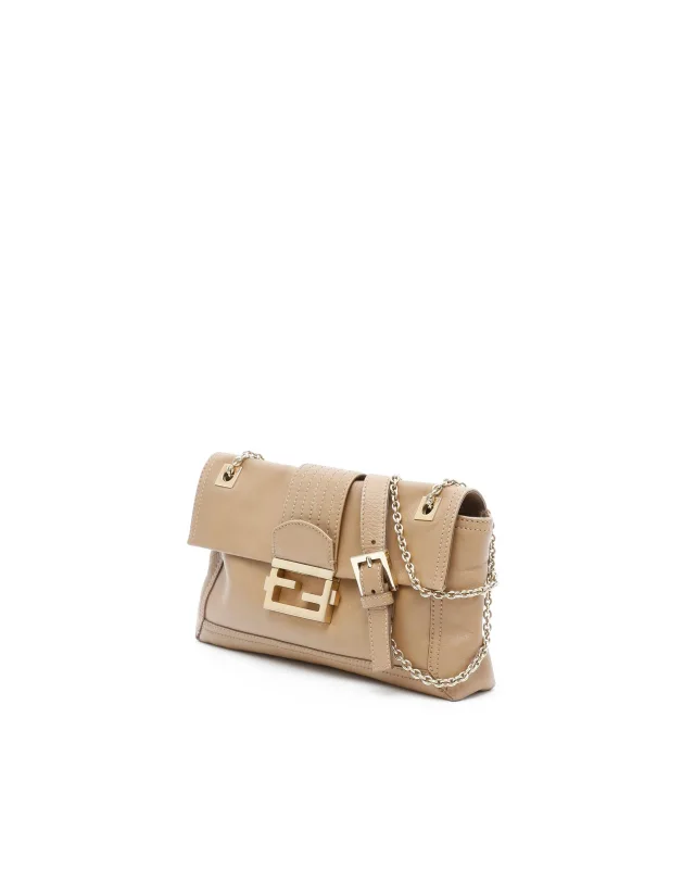 Fendi Baguette Chain Flap Bag in Leather from A Retro Tale, photo 2 of 11