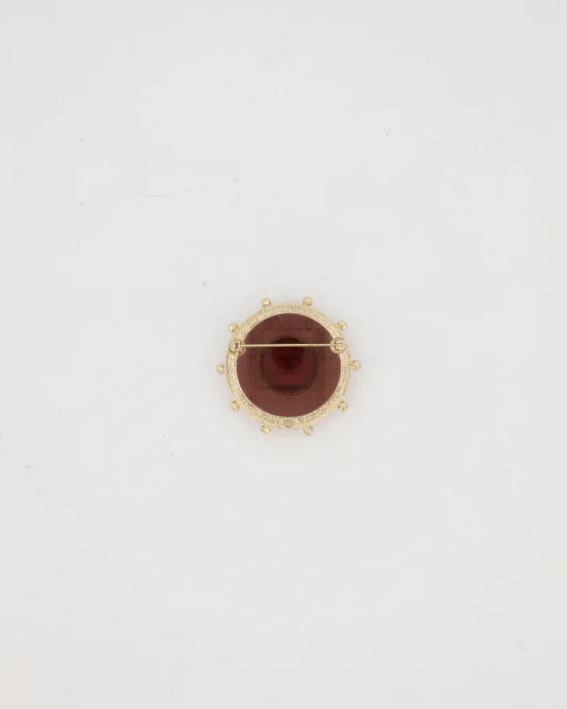 Chanel 2019 La Pausa Red and Gold Embellished Logo Brooch in Red from Sellier, photo 7 of 7