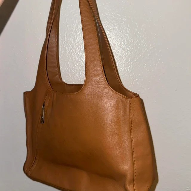 Ferragamo Women's Shoulder bags - Tan/Brown in brown|red|neutral Leather from Depop, photo 5 of 7