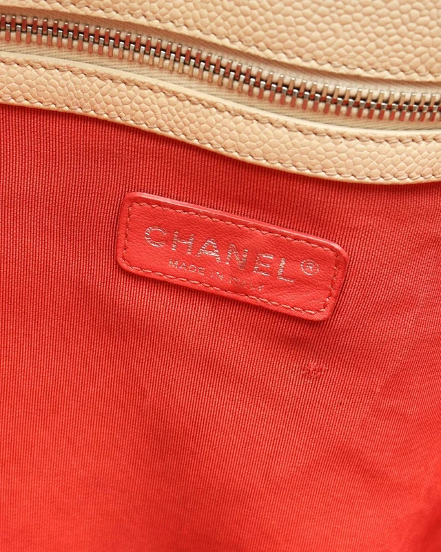 Chanel Caviar Ombre Shiva Tote Bag in Caviar leather from A Retro Tale, photo 6 of 14