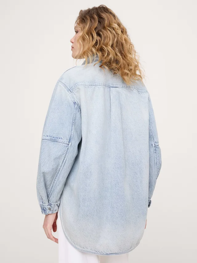 Banana Republic Oversized Denim Utility Pocket Shirt in Light Wash, photo 2 of 4 from Banana Republic (Canada)