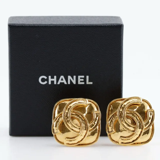 Chanel Coco Mark Earrings Gold Plated 94P in Gold Gold-plated metal from LuxUness, photo 7 of 7