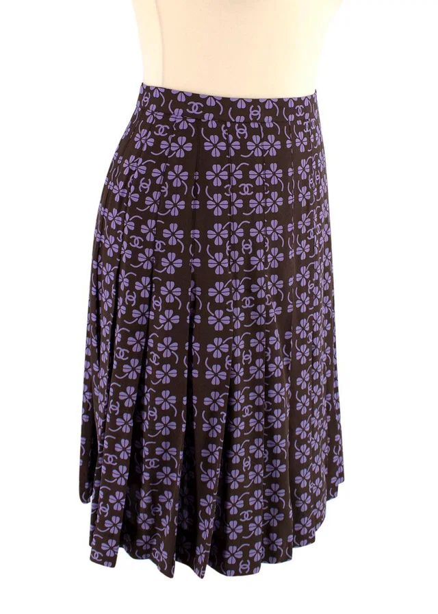 Chanel Purple & Black Clover Print Pleated Silk Skirt in Black Silk from HEWI